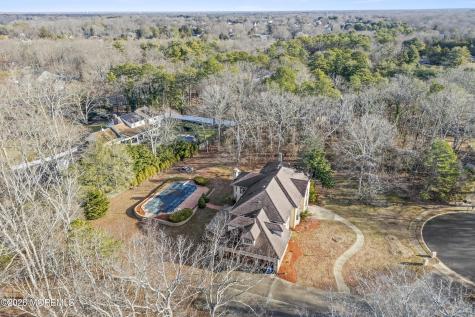 305 Woodview Court Toms River NJ 08755