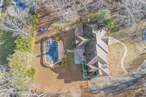 305 Woodview Court Toms River NJ 08755
