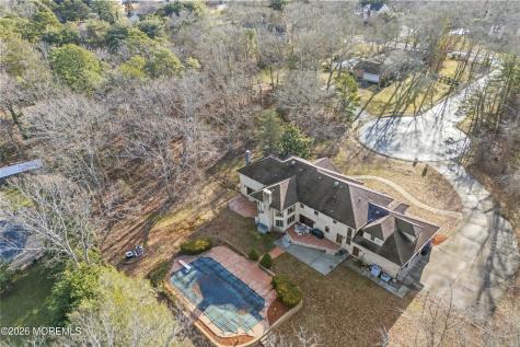 305 Woodview Court Toms River NJ 08755