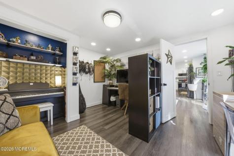 70 Deer Way Manalapan NJ 07726