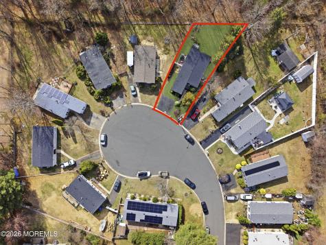 70 Deer Way Manalapan NJ 07726