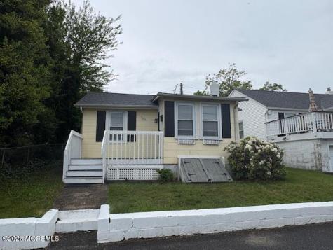526 W End Avenue Avon-by-the-sea NJ 07717