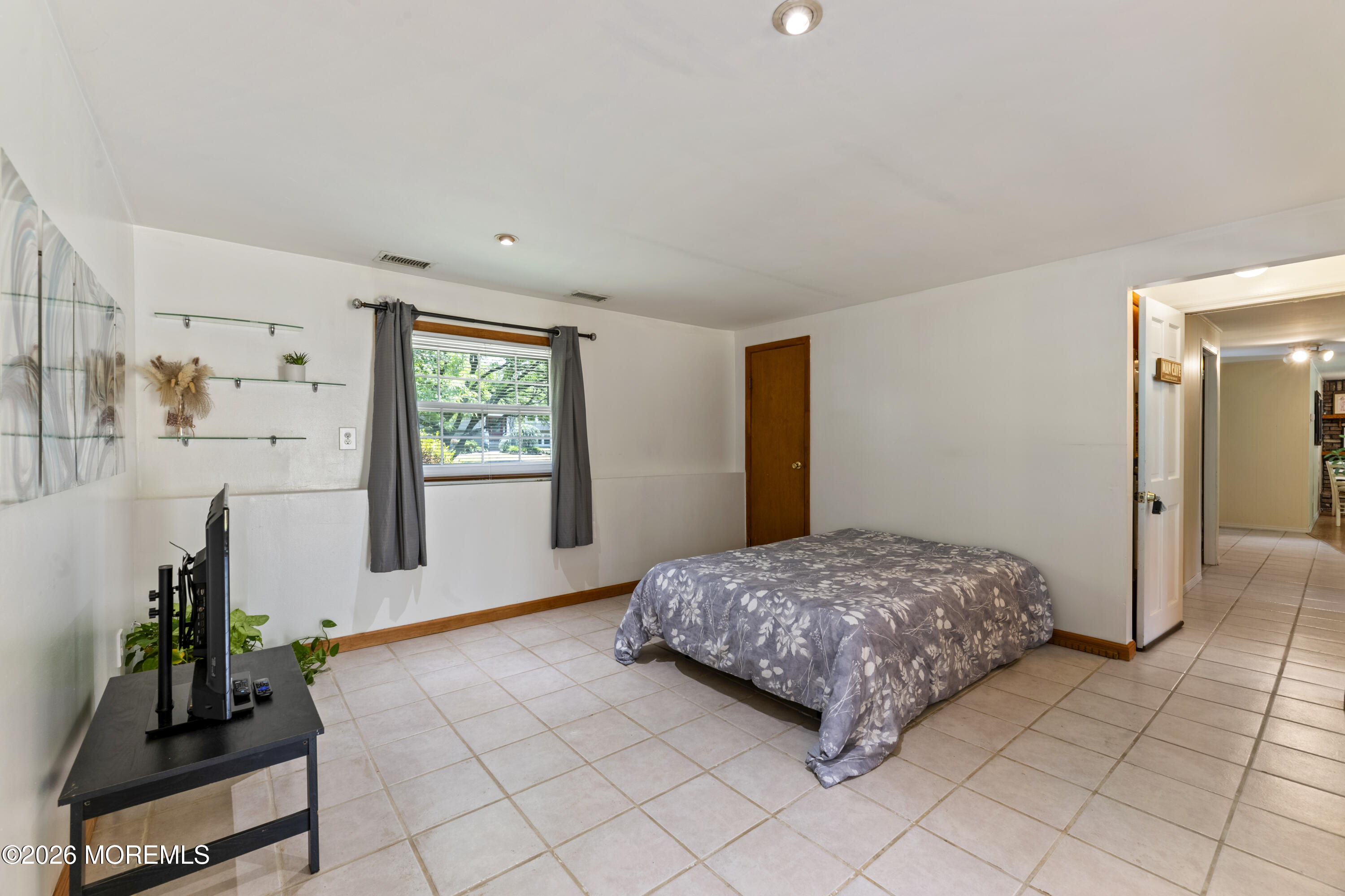 5 Yale Court East Brunswick NJ 08816