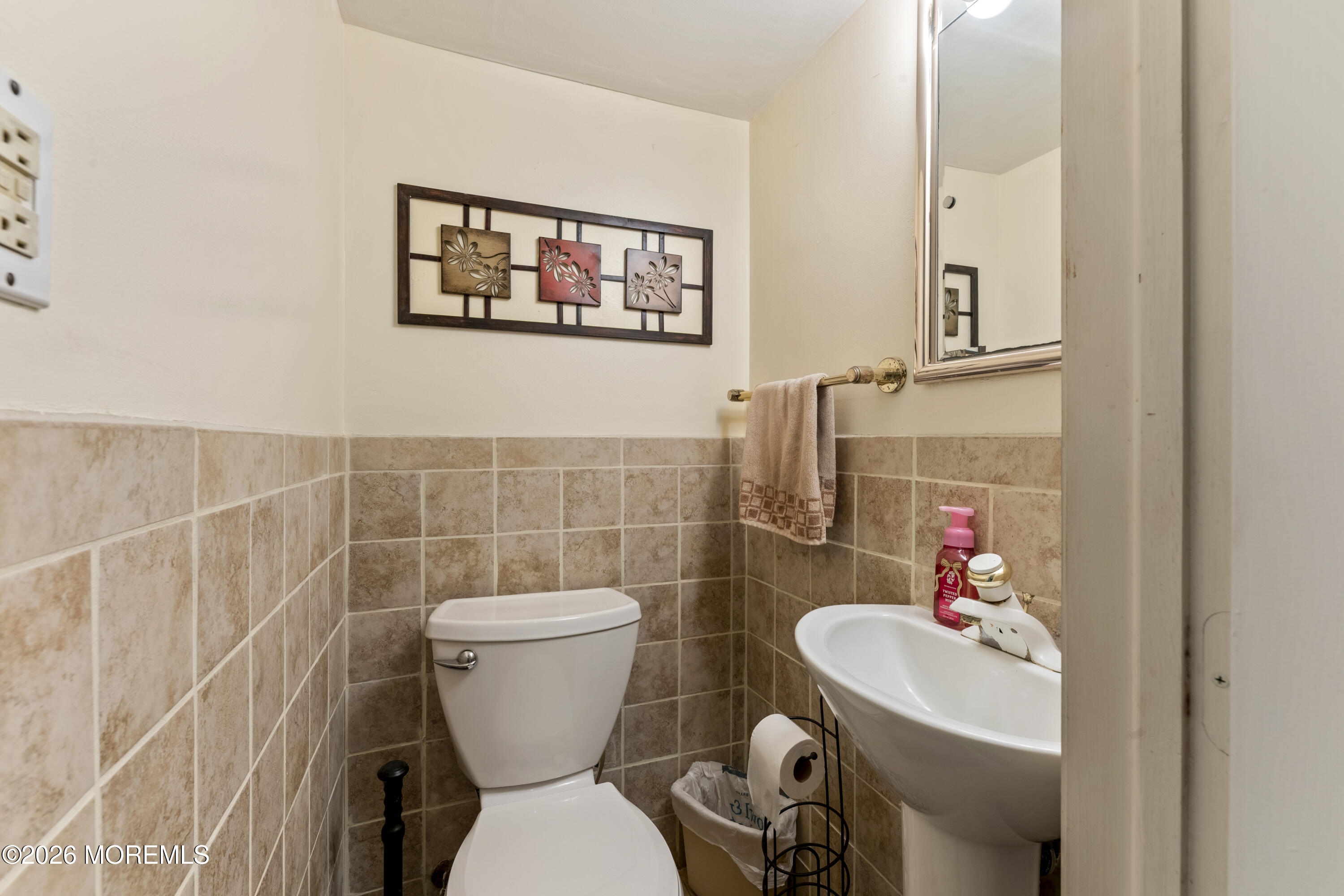 5 Yale Court East Brunswick NJ 08816