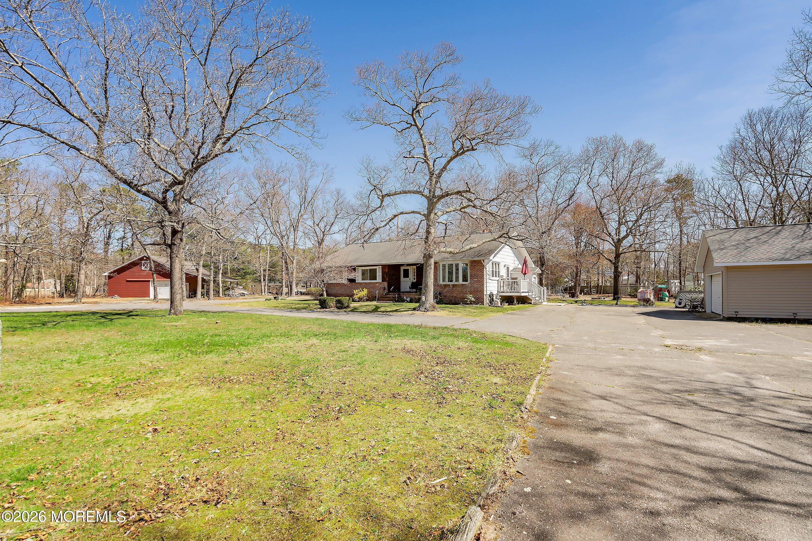 745 Oak Glen Road Howell NJ 07731