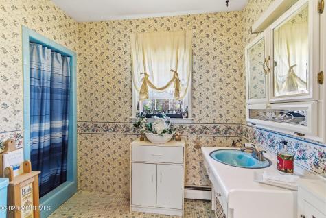 745 Oak Glen Road Howell NJ 07731