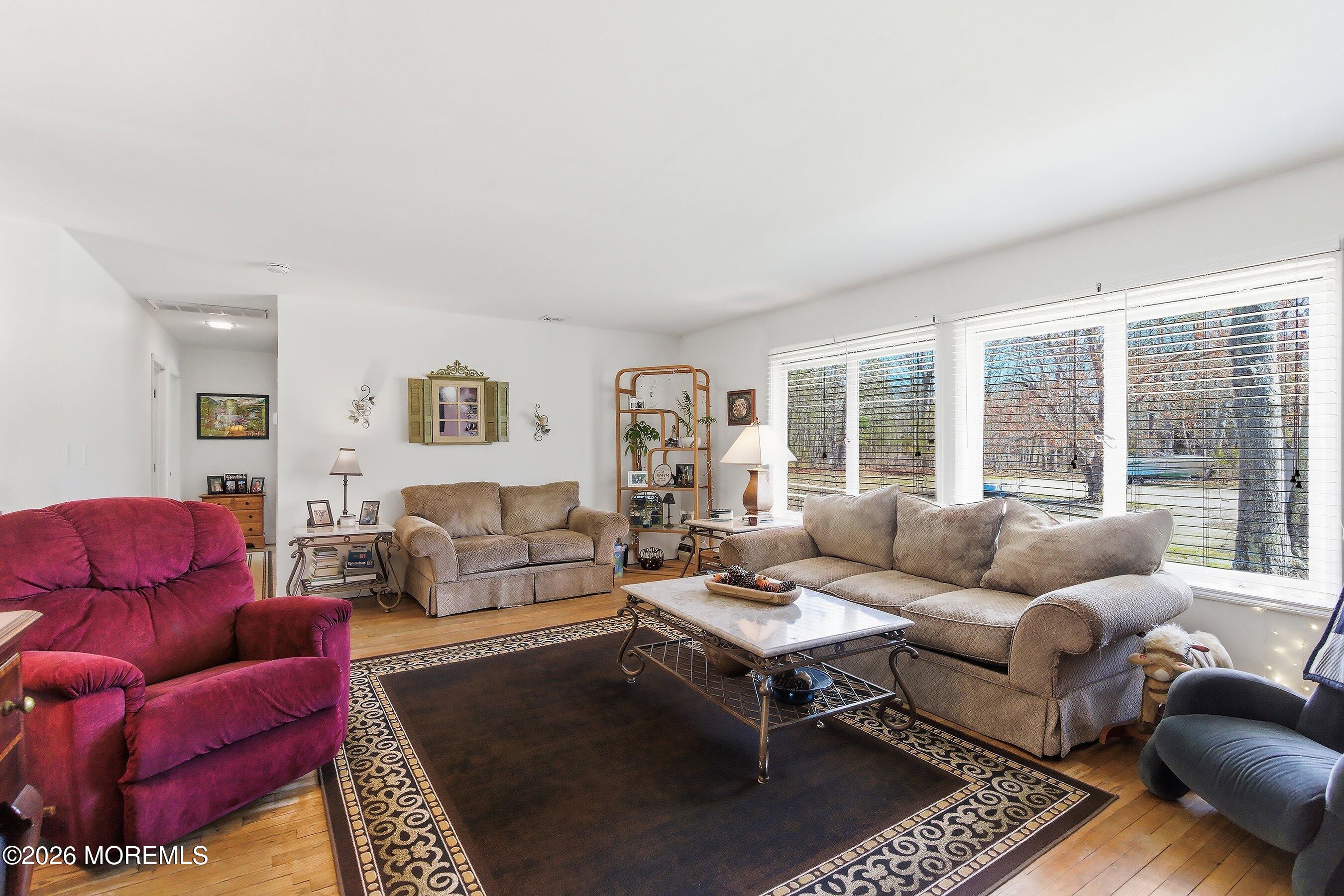745 Oak Glen Road Howell NJ 07731