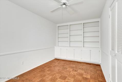 55 Cheshire Square Little Silver NJ 07739