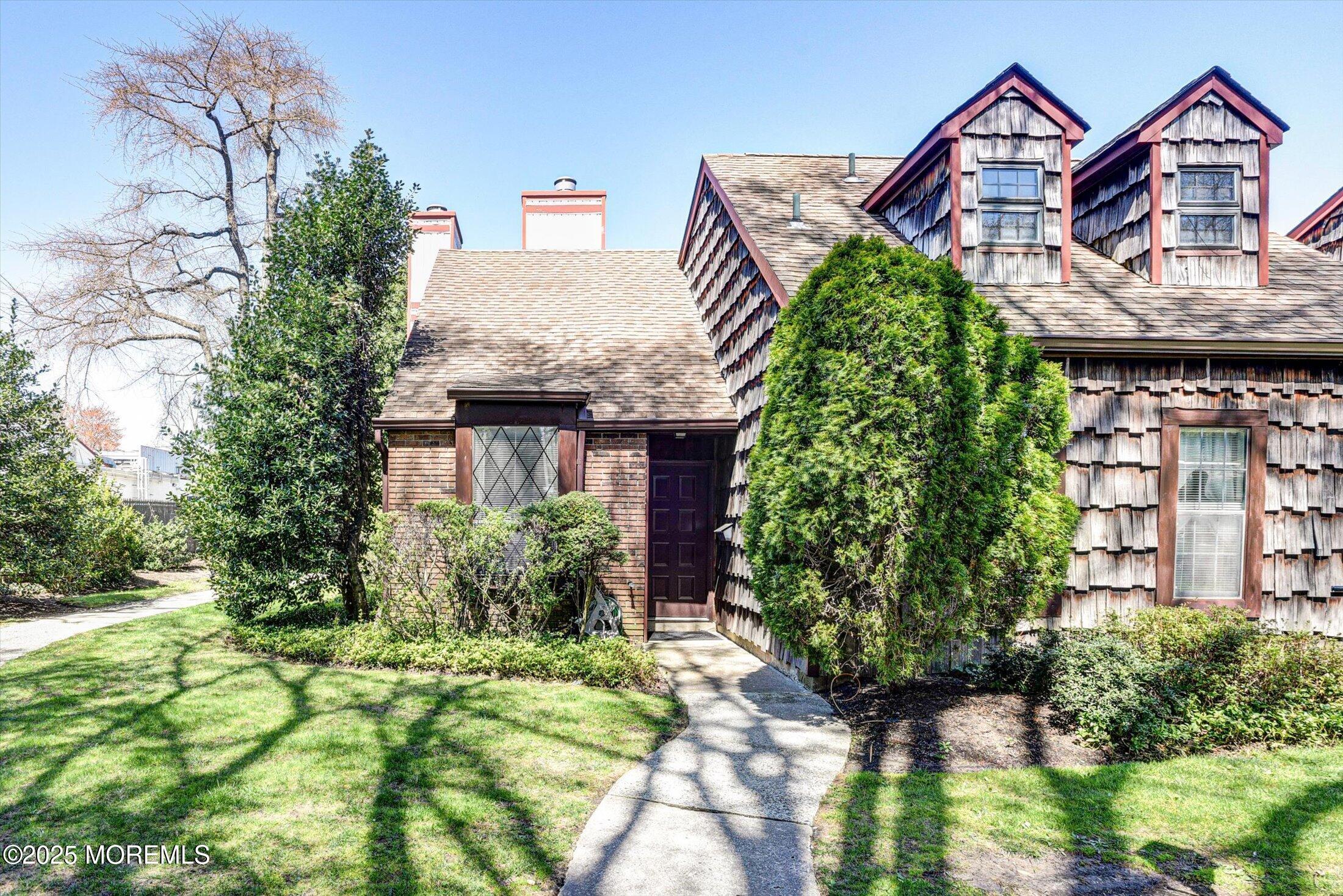 55 Cheshire Square Little Silver NJ 07739