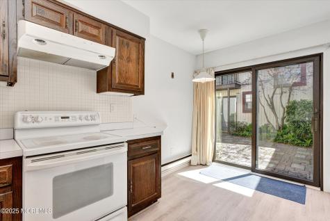 55 Cheshire Square Little Silver NJ 07739