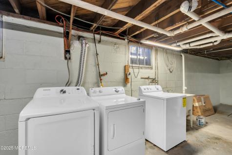 20 Burnet Street Avenel NJ 07001