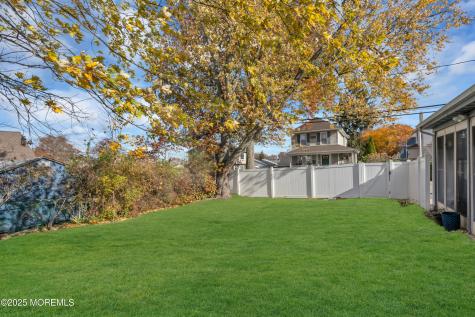 20 Burnet Street Avenel NJ 07001