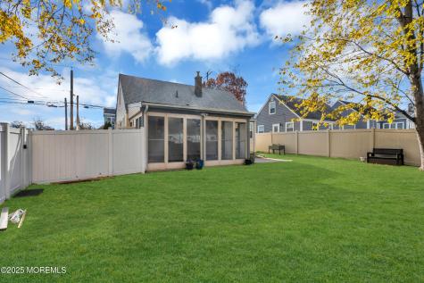 20 Burnet Street Avenel NJ 07001
