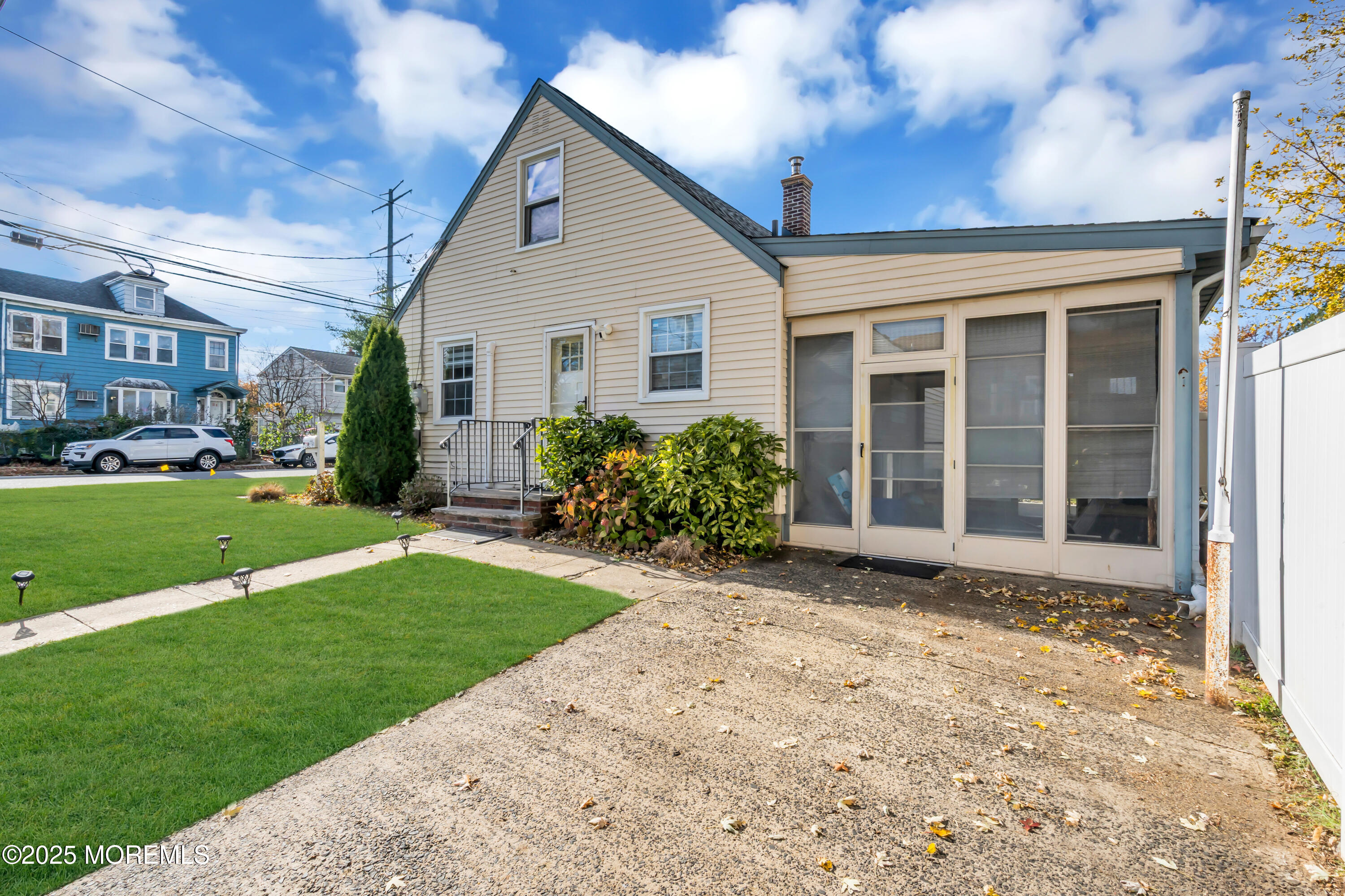 20 Burnet Street Avenel NJ 07001