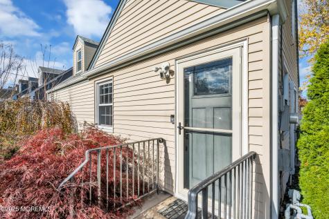 20 Burnet Street Avenel NJ 07001