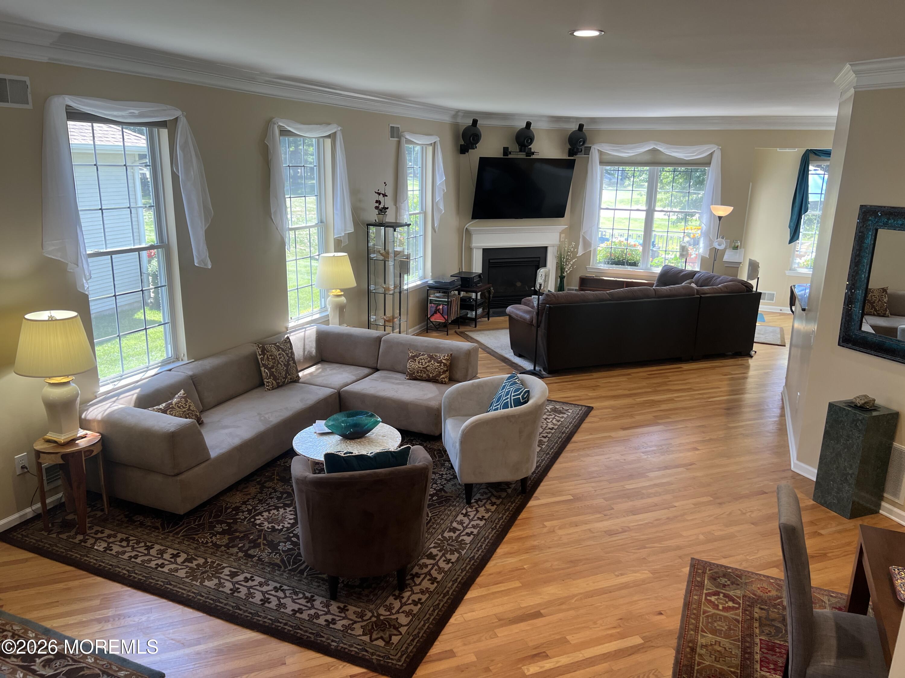 9 Winged Foot Road Jackson NJ 08527