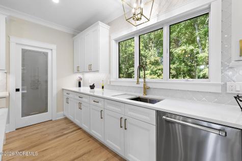 306 Valley Street Middletown NJ 07748
