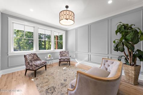 306 Valley Street Middletown NJ 07748