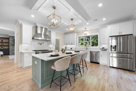 306 Valley Street Middletown NJ 07748