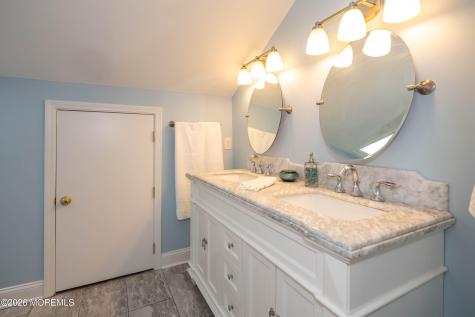 4 Woodland Road Holmdel NJ 07733