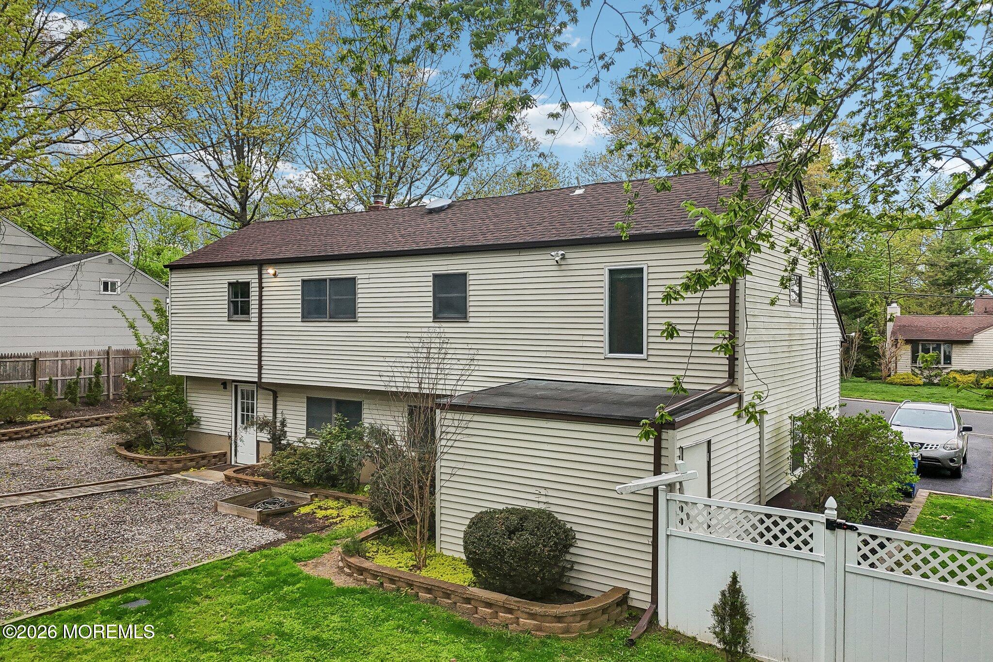 4 Woodland Road Holmdel NJ 07733