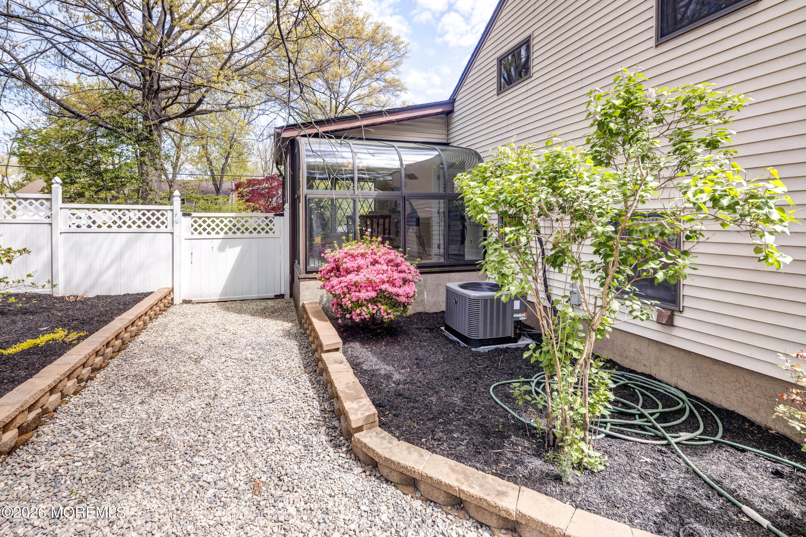 4 Woodland Road Holmdel NJ 07733