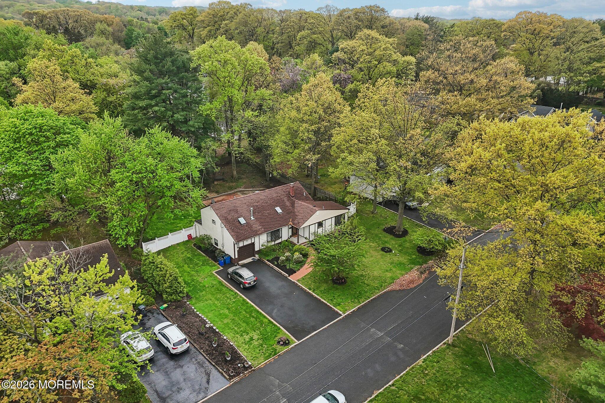 4 Woodland Road Holmdel NJ 07733