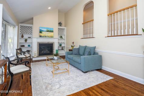 4 Woodland Road Holmdel NJ 07733
