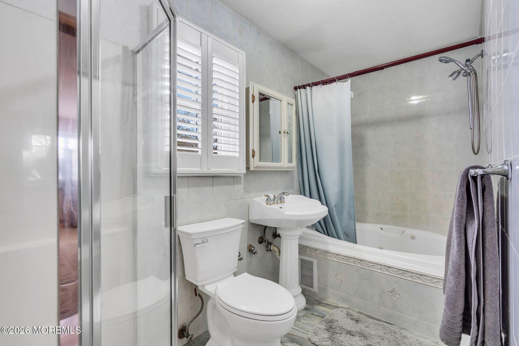 7 Glenwood Drive Bayville NJ 08721