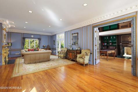 6 Hayes Court Atlantic Highlands NJ 07716