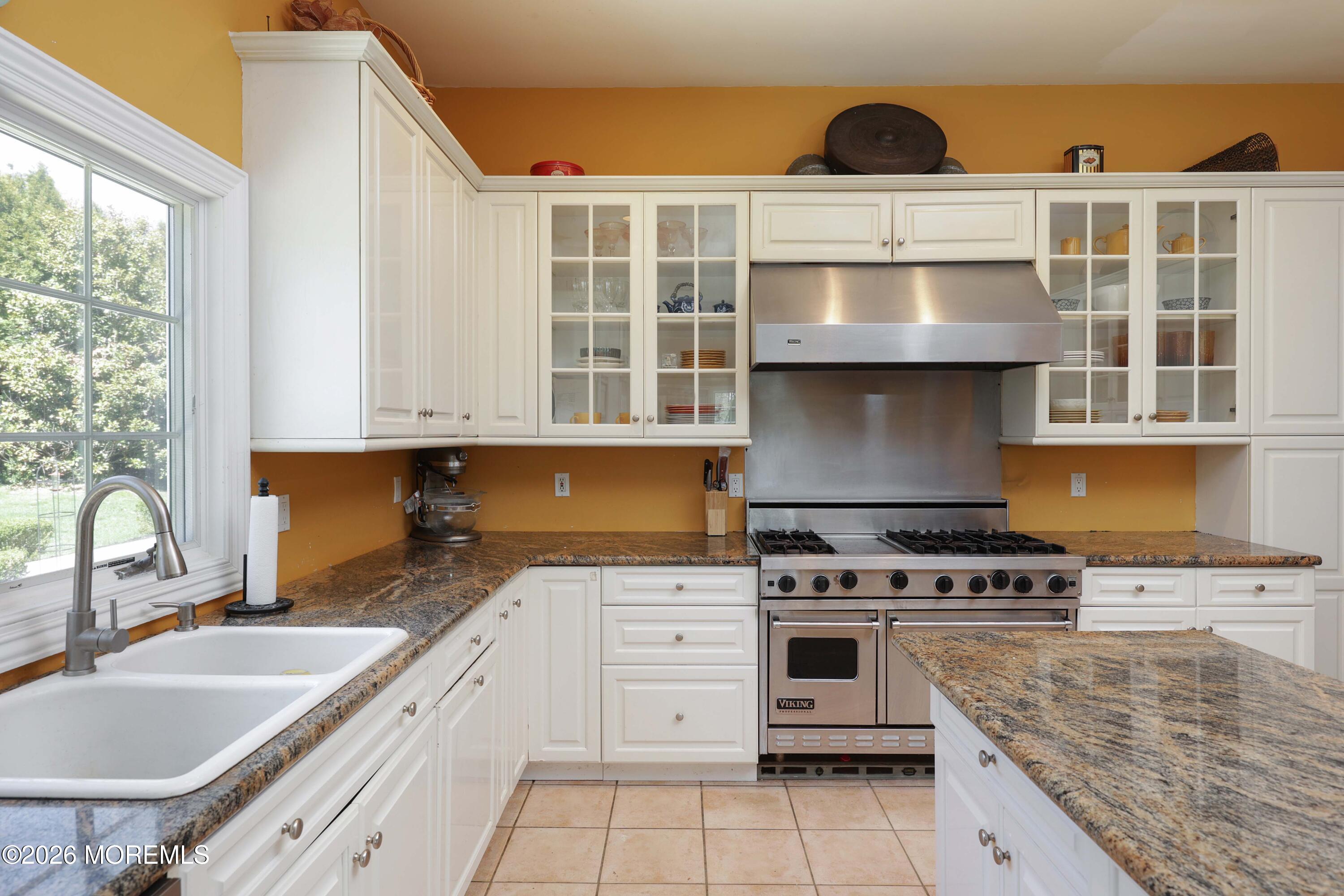6 Hayes Court Atlantic Highlands NJ 07716