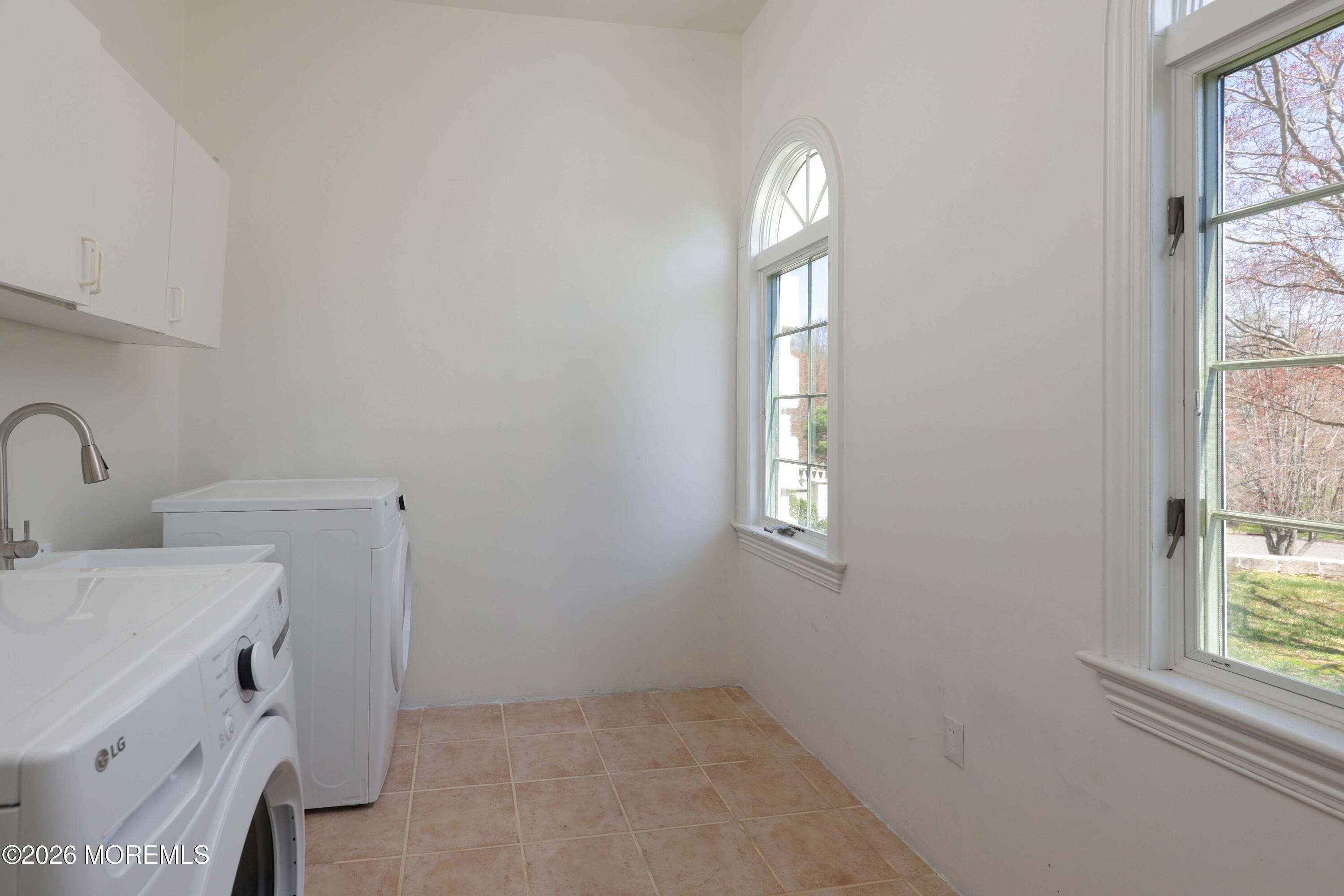6 Hayes Court Atlantic Highlands NJ 07716