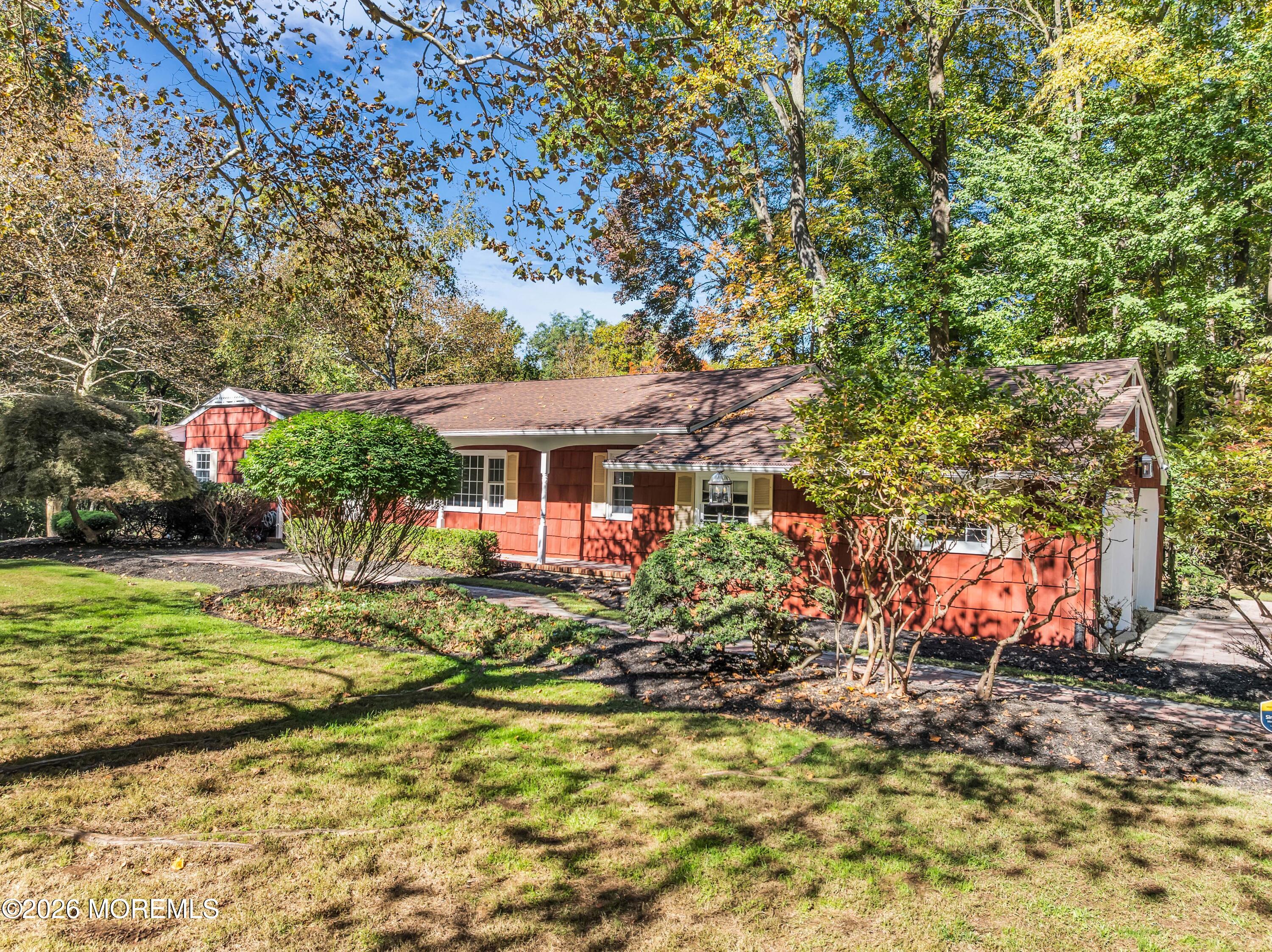 35 Heyward Hills Drive Holmdel NJ 07733
