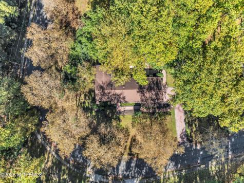 35 Heyward Hills Drive Holmdel NJ 07733