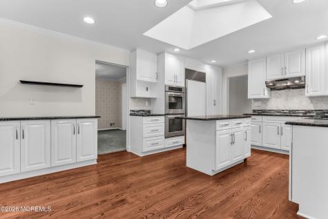 35 Heyward Hills Drive Holmdel NJ 07733