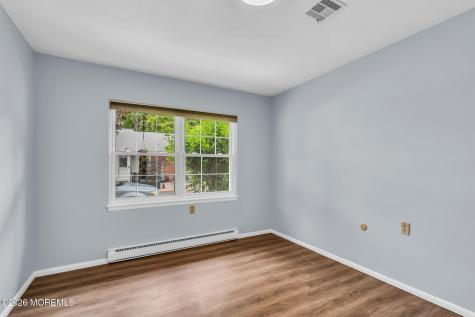 679B New Castle Court Lakewood NJ 08701
