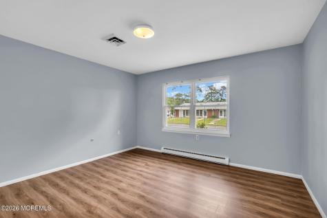 679B New Castle Court Lakewood NJ 08701