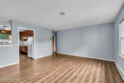 679B New Castle Court Lakewood NJ 08701
