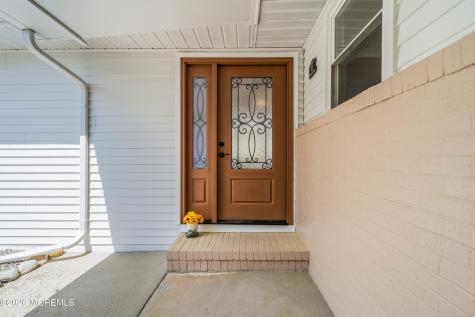 11 Tampa Lane Toms River NJ 08757