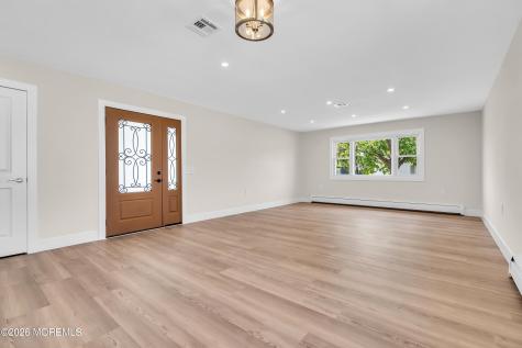11 Tampa Lane Toms River NJ 08757