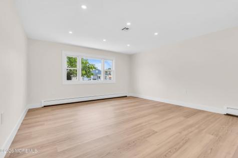 11 Tampa Lane Toms River NJ 08757