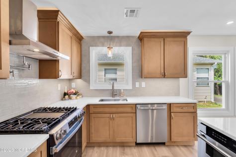 11 Tampa Lane Toms River NJ 08757