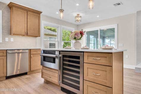 11 Tampa Lane Toms River NJ 08757