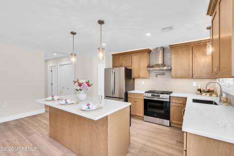 11 Tampa Lane Toms River NJ 08757