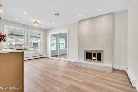 11 Tampa Lane Toms River NJ 08757