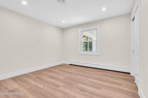 11 Tampa Lane Toms River NJ 08757