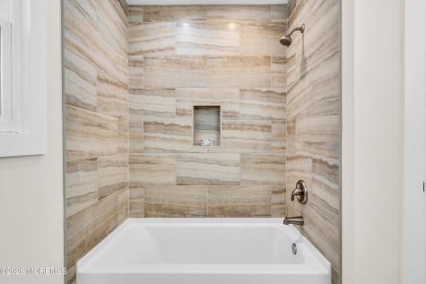 11 Tampa Lane Toms River NJ 08757