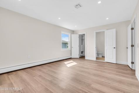 11 Tampa Lane Toms River NJ 08757