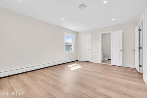 11 Tampa Lane Toms River NJ 08757
