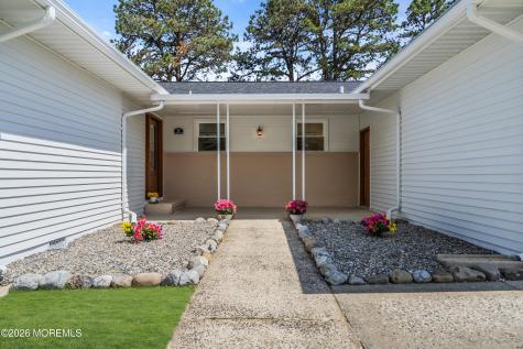 11 Tampa Lane Toms River NJ 08757